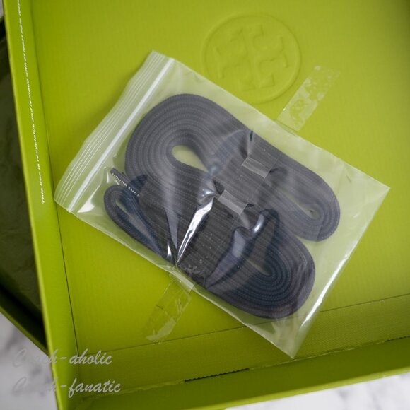 NIB Tory Burch T-Logo Nylon Suede Vintage Sneaker 2.0 in Black/White - Picture 11 of 11